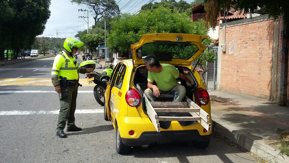 La sobrecarga, una de las normas de tránsito más violadas en Cúcuta