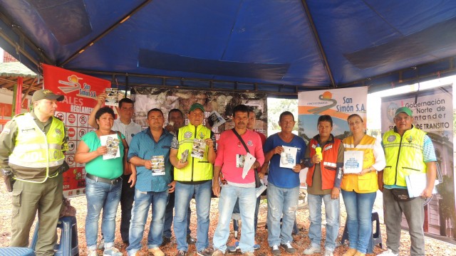 Conductores y peatones de El Zulia recibió campaña de prevención vial, lidera por la Secretaría de Tránsito departamental