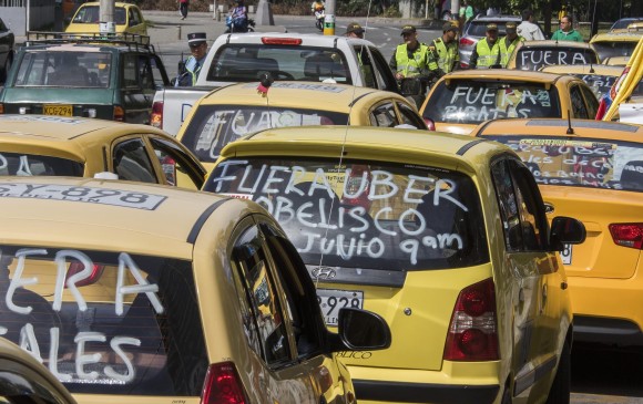 Taxistas anuncian paro nacional el próximo 10 de mayo