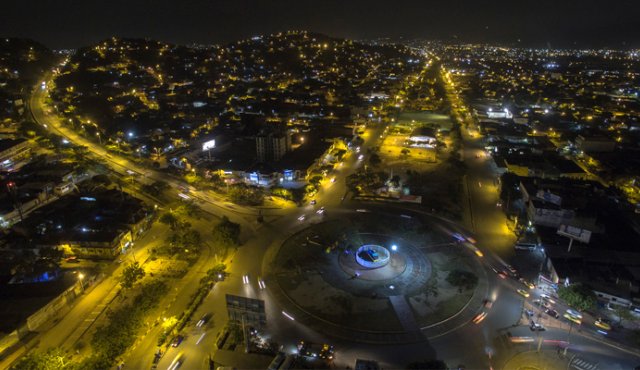 El nuevo alumbrado de luz led ya está instalado en 89 barrios